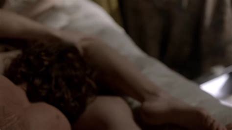 Auscaps Sam Heughan Nude In Outlander By The Pricking Of My Thumbs