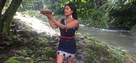 Home Indumentaria Tradicional De Los Kichwas De La Amazonía