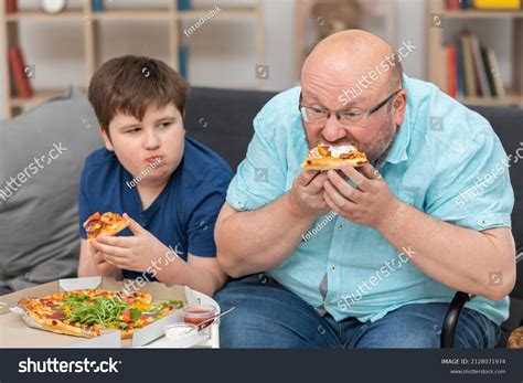 7623 Fat Father Images Stock Photos And Vectors Shutterstock
