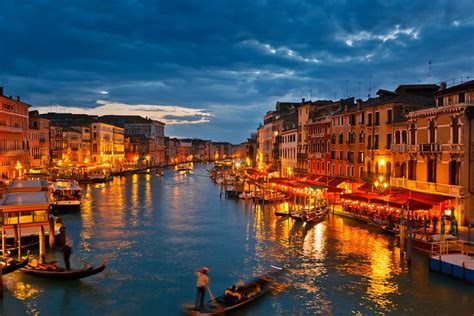 5 Razões Para Você Estudar Na Itália Blog Zé Moleza