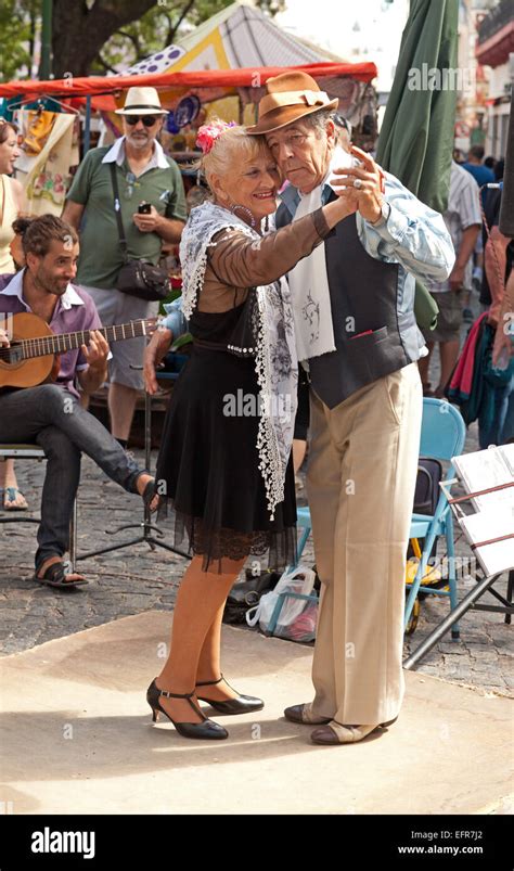 Old Couple Dancing Tango Hi Res Stock Photography And Images Alamy