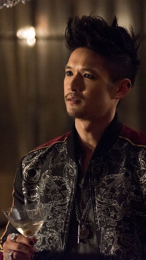 Magnus Bane Age Unknown Parents Asmodeus And Unknown Abilities