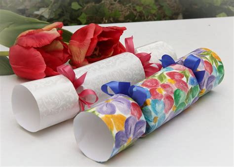 Luxury christmas crackers large family deluxe xmas party. Christmas Crackers | Olde English Crackers | Made in the USA