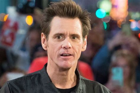 Jim Carrey 55 Shaves Off His Beard Before Referencing Life