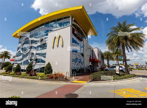 The Worlds Largest Mcdonalds Resturant Just Off Of International