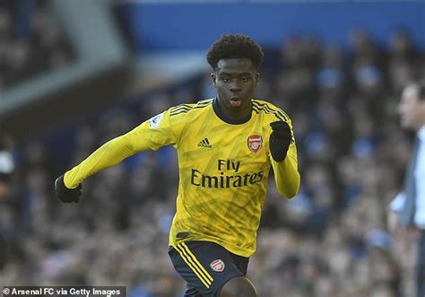 Bukayo saka, 19, from england arsenal fc, since 2019 left midfield market value: Bukayo Saka is struggling to decide whether to play ...