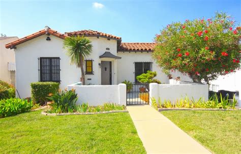 Spanish style homes with courtyards | spanish colonial. Single Story Mediterranean House Plans Simple Bungalow ...