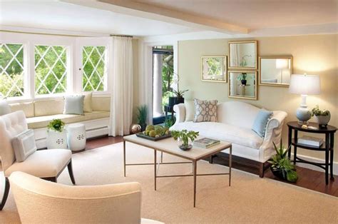 A few years ago my husband and i had a bay window installed in our living room. 8 Perfect Ideas for Bay Window Curtains [2020 BUYING GUIDE ...