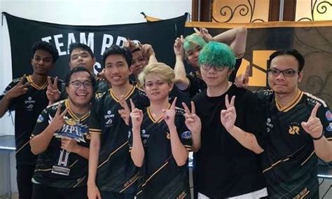 Berdasarkan peraturan menteri beberapa waktu terakhir ini ada orang mengira bahwa upah minimum ini serupa dengan total. Fantastis. Gaji Seorang Pro Player di Indonesia Bisa Sampai Ratusan Juta - 5W1H-INDONESIA