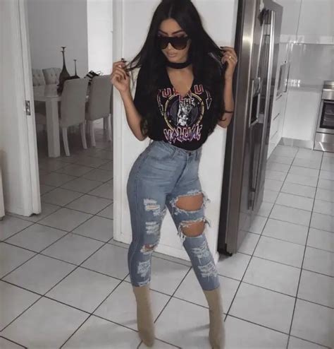 Baddie Outfits 30 Ideas To Show Off Your Bad Girl With Style 2020