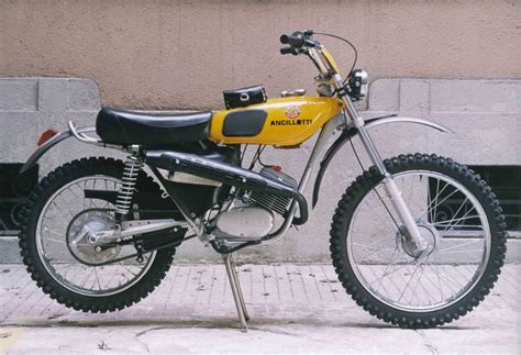 In 24mx, troverai una vasta gamma di prodotti per te e la tua moto, sia per principianti che per professionisti. 383 best VINTAGE ITALIAN MX images on Pinterest | Roads ...