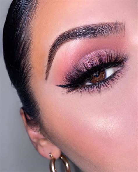 Stylegps Ideas For Pink Smokey Eye Pink Smokey Eye Silver