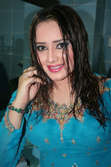 All Pashto Showbiz The Best Pashto Actres Nadia Gull Hot Wallpapers