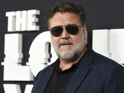 Russell Crowe Has Massive Meltdown At New York Media Event Gold Coast Bulletin