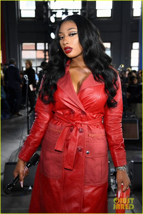 American Music Awards 2021 Megan Thee Stallion Drops Out Of