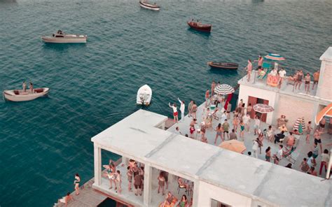 Blues' jacob de la rose: L'incroyable histoire de l'Île de la Rose (Netflix), une ...