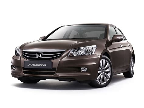 2011 Honda Accord Facelift Introduced In India