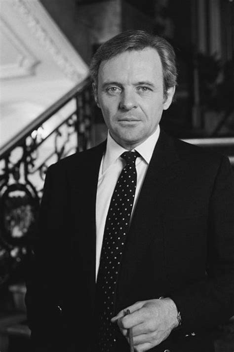 Artist, painter, composer, actor of film, stage, and television @anthonyhopkinscollection www.anthonyhopkins.com. 20 Vintage Pictures of a Young Anthony Hopkins in the 1960s and 1970s | Vintage News Daily