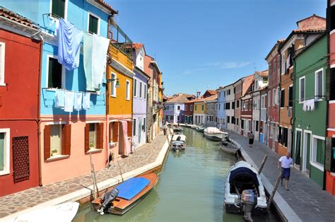 Burano The Perfect Day Trip From Venice Walks Of Italy Blog
