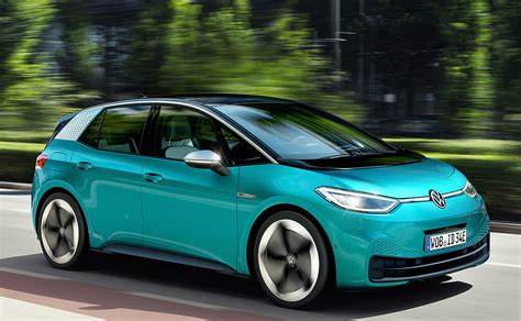 Vw Starts Its Ev Push With The Id3 Hatchback Automotive News Europe