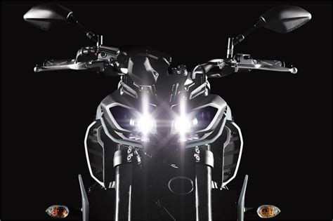 Yamaha Fz 09 2017 Present Specs Performance And Photos Autoevolution