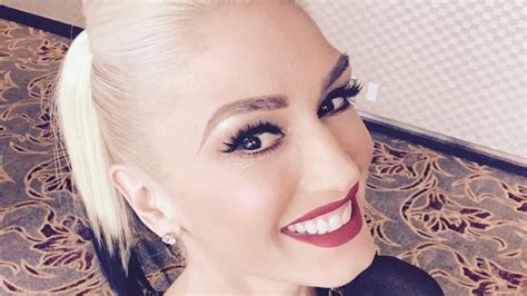 Gwen Stefani Stays In Top Shape With Mostly Vegan Diet Livekindly