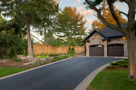Driveway And Side Yard Contemporary Landscape