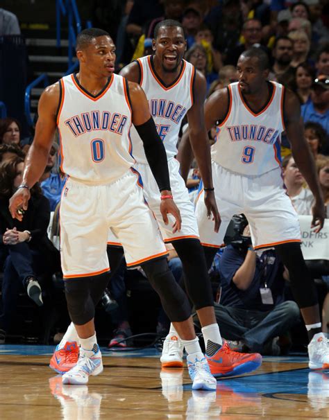 Solewatch Kevin Durant Debuts A Creamsicle Nike Kd 8 Sole Collector