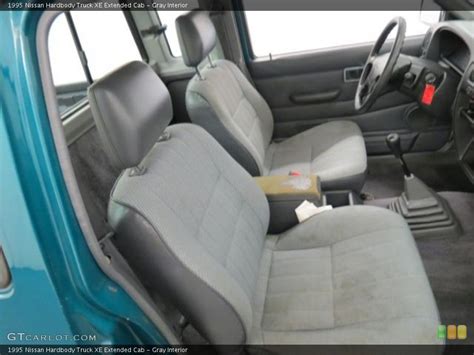 1995 Nissan Hardbody Seats