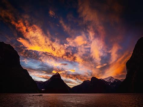 Milford Sound New Zealand Sunset Mountains Sea Clouds Wallpaper