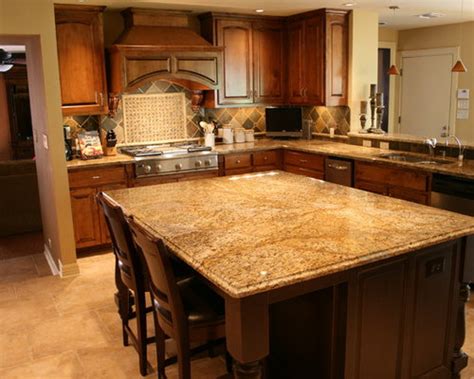 Copper canyon has gold in its character. Best Copper Canyon Granite Design Ideas & Remodel Pictures ...