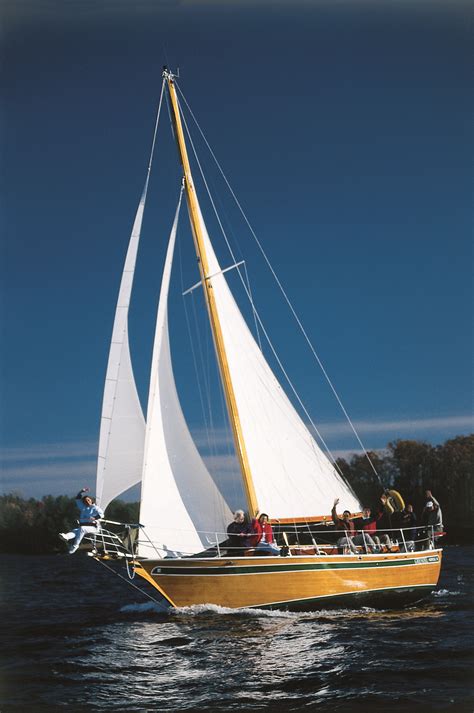 Lake Lanier Charter Sailing | Lake Lanier Sailing near Atlanta