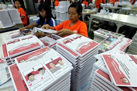 By The Numbers Indonesias Presidential Election Wsj