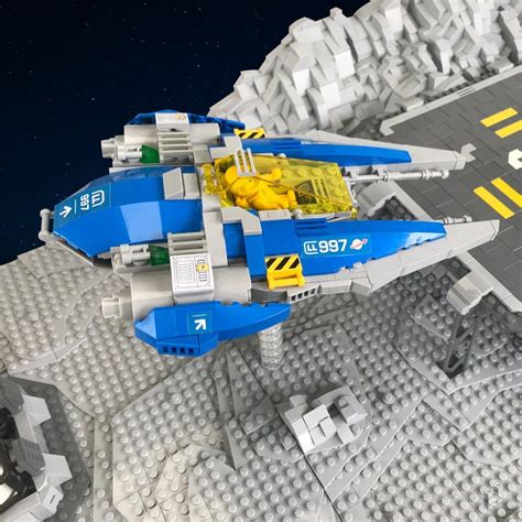 A83 Exploration Base Harris Bricks 011 Lego Spaceship Classic Space