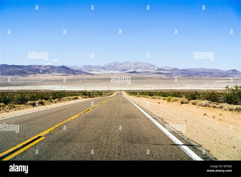 Highway Through The Mojave Desert California Stock Photo Alamy
