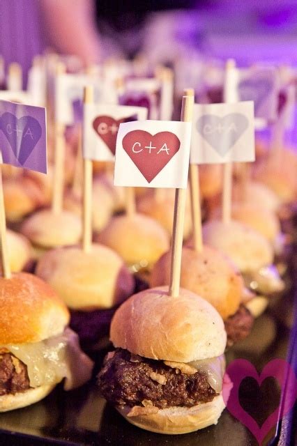37 Yummy Wedding Burger Ideas And Ways To Display Them Weddingomania