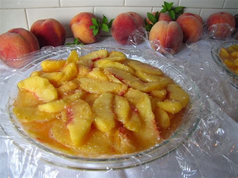 Mennonite Girls Can Cook: Frozen Peach Pie Filling