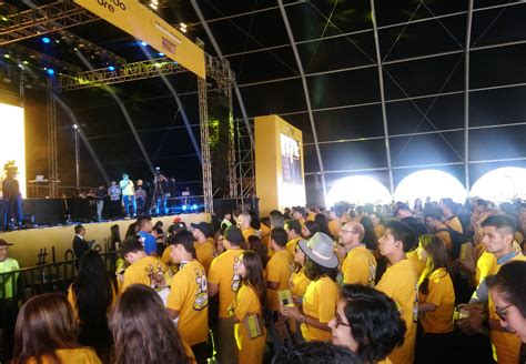 ¡2000 productos gratis! es la frase que está circulando a través de whatsapp.tiene el objetivo de robar datos de los usuarios del servicio de. Mercado Libre organizó gran fiesta para celebrar su 20 ...