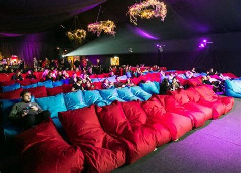 Movie theaters in winter park, fl. Backyard Cinema's Winter Garden | Pop up cinema