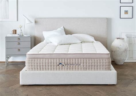 The Dreamcloud Sleep Mattress Does It Live Up To The Hype