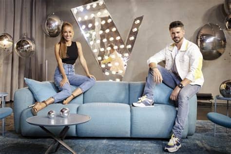 Bislang war jedoch unklar, wer die doch es gibt noch zwei weitere große namen, die bei the voice of germany 2019 dabei sein so etwa rapper sido, der bislang in der jury von x factor saß und nun offenbar eine neue. „The Voice of Germany" 2020: Jury und TV-Start stehen fest ...