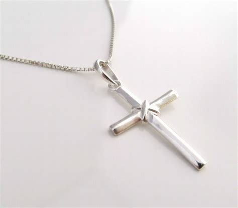 Funky 925 Sterling Silver Cross Pendant With 18 Silver Necklace