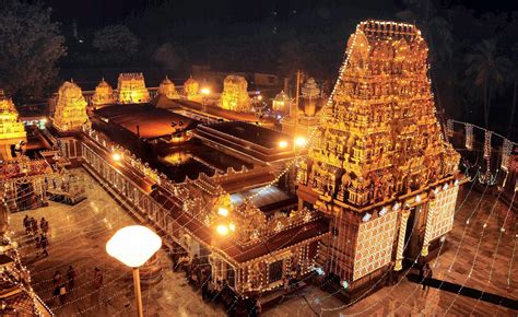 Mangaloreilluminated Kudroli Gokarnatha Temple On The Eve Of Dasara Celebrations In Mangalore