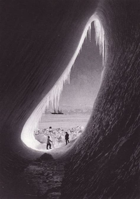 Frank Hurley Photographer On Shackletons Failed Attempt To Reach The