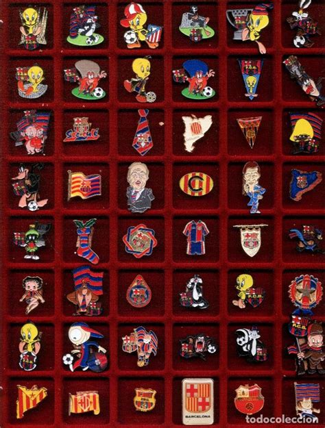 Colección De 2196 Pins Del Futbol Club Barcelon Comprar Pins De