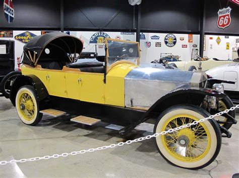 Fountainhead Antique Auto Museum: Elvis, Tupelo & The Leslie Special