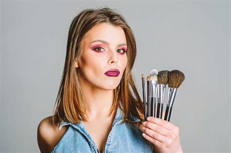 Makeup Cosmetics Concept Skin Tone Concealer Cosmetics Shop Girl