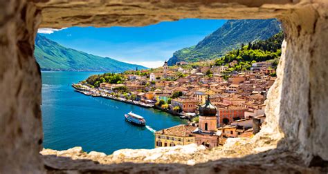 Best Italian Lakes Como Garda Orta Or Maggiore Olivers Travels