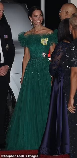 How Kate Middleton Wore A Green Gown Inspired By Princess Diana Daily