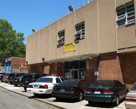 P030 Nypd Police Station Precinct 30 Hamilton Heights Ne Flickr